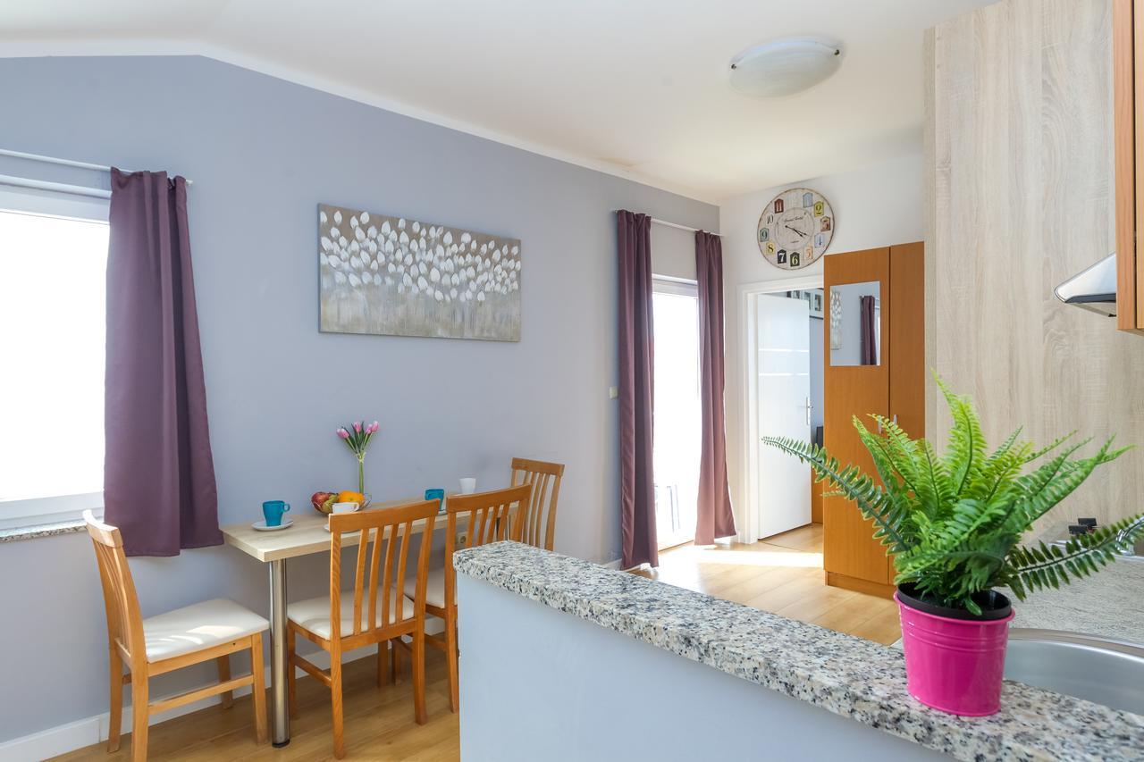 Apartments In City Center Ventus Novalja Ngoại thất bức ảnh