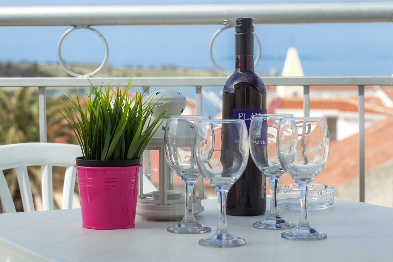 Apartments In City Center Ventus Novalja Ngoại thất bức ảnh