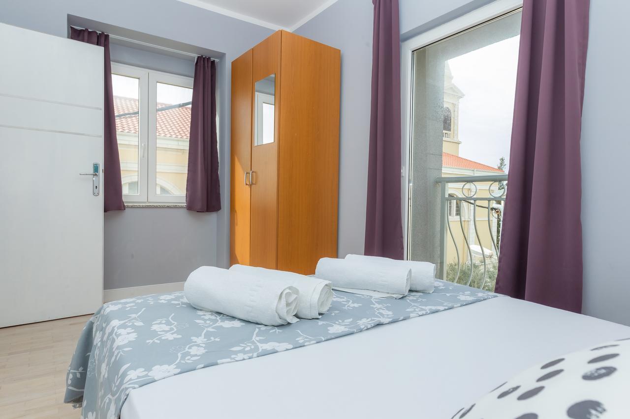 Apartments In City Center Ventus Novalja Ngoại thất bức ảnh