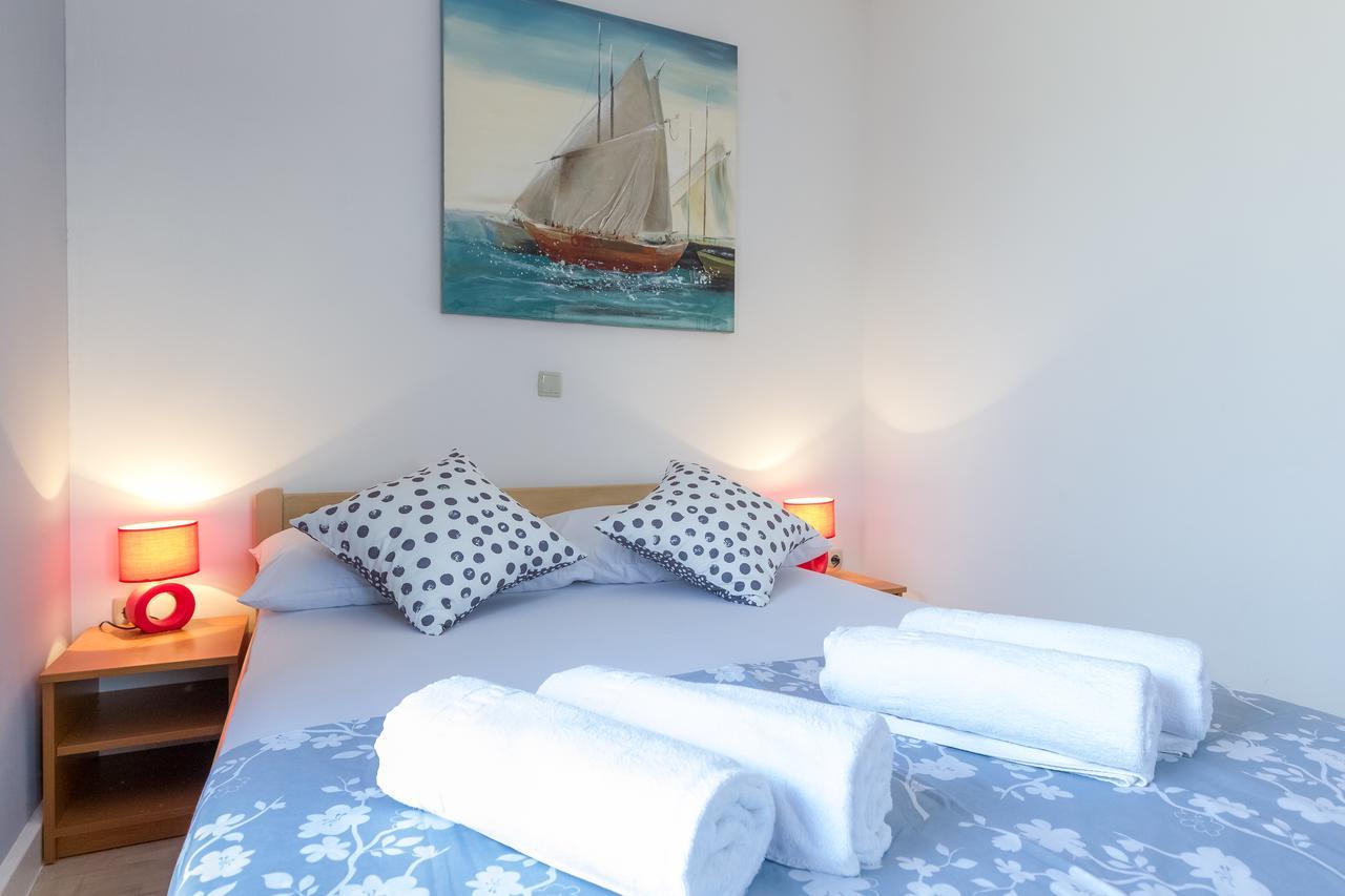 Apartments In City Center Ventus Novalja Ngoại thất bức ảnh