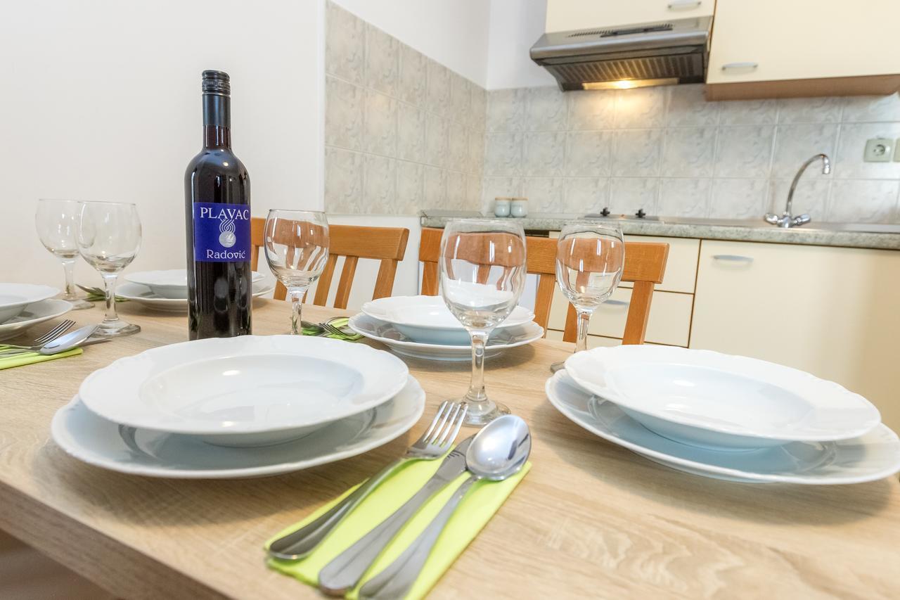 Apartments In City Center Ventus Novalja Ngoại thất bức ảnh